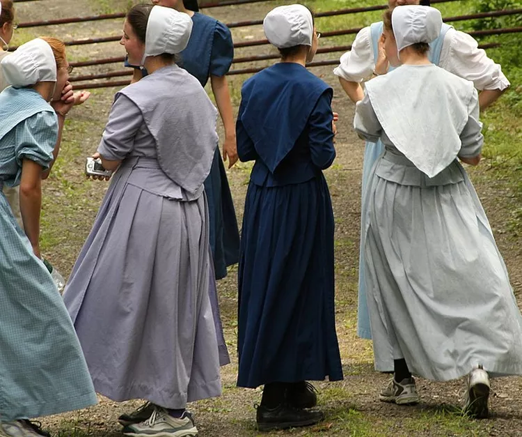 Wikimedia CommonsOld Order River Brethren women