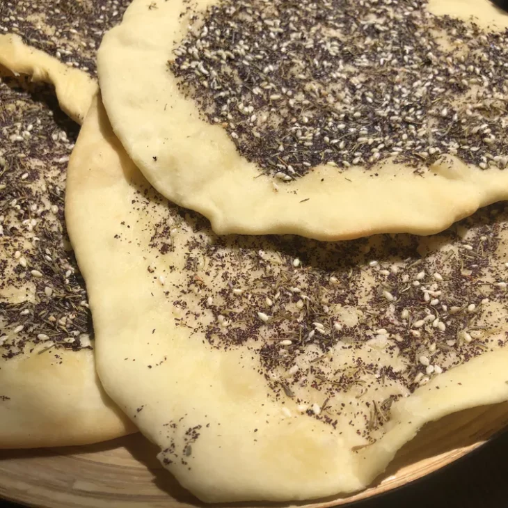 pain au zaatar zaatar manakish17