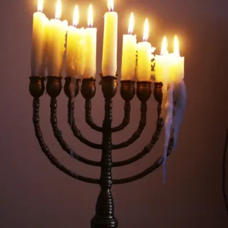 Hanoucca, fête des lumières Juive 19 Chaussette feuilletée de la Befana pour l’Épiphanie (vegan)