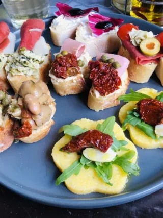 Les cicchetti (des amuse-bouches vénitiens)