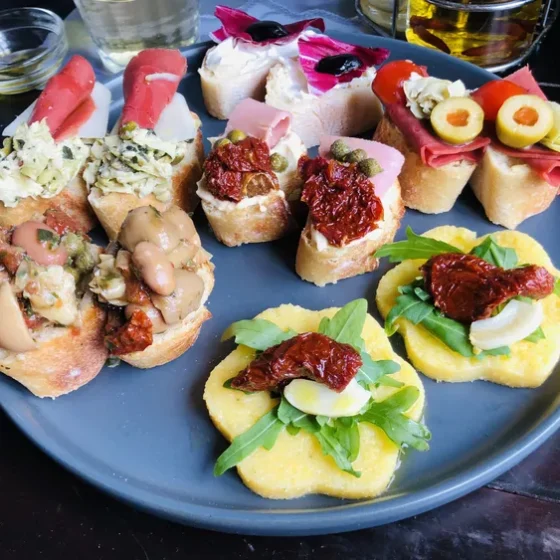 Les cicchetti (des amuse-bouches vénitiens)