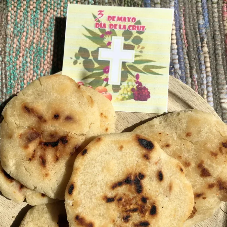 La fête de la Sainte Croix ou de la Croix de Mai 13 fete de la Sainte Croix pupusas Salvador19