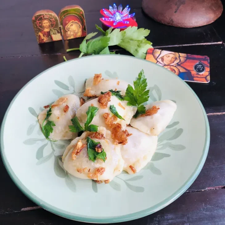 Mois de Mai, Mois de Marie 7 Pierogi z kapusta i grzybami Pierogi choux champignons11