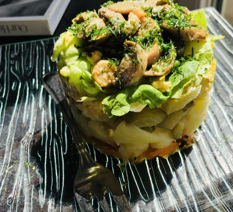 Salade des vieux croyants aux champignons (Lettonie) 12 Salade des vieux croyants aux champignons Lettonie12