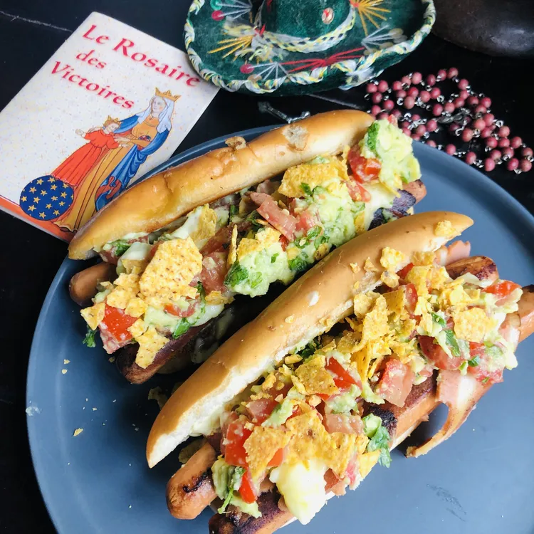 Hot Dogs Mexicain (Fête du Rosaire de la Vierge Marie)