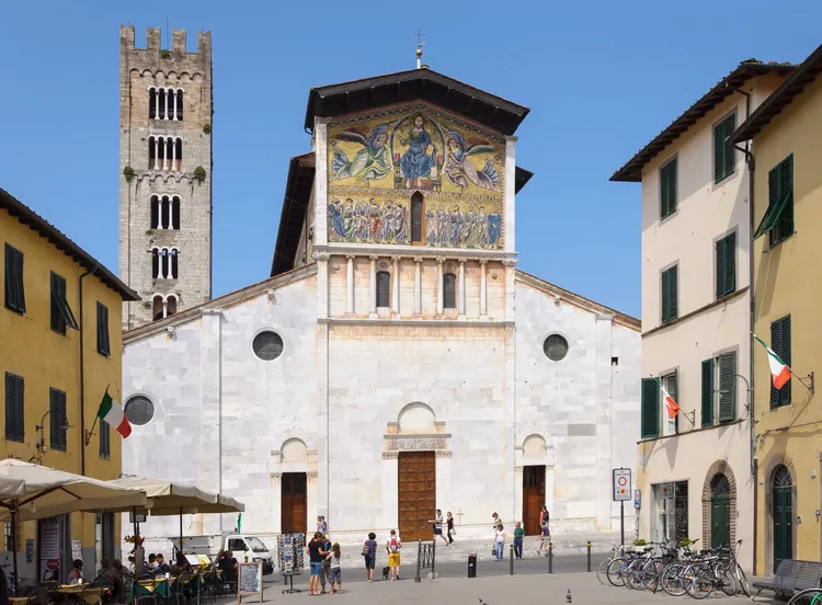 Basilica di San Frediano Lucca result