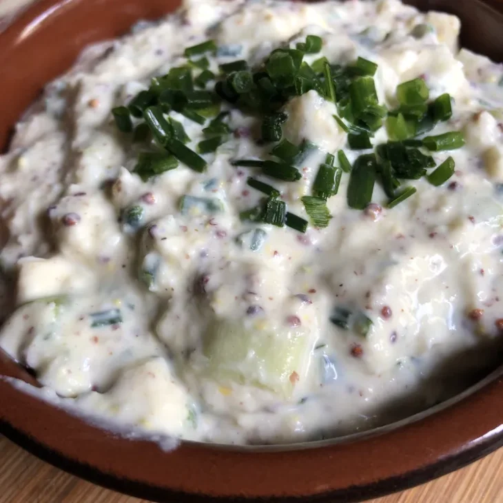 Fête de la Visitation en Pologne et une recette printanière 2 Sauce au raifort oeufs oignons nouveaux1 result