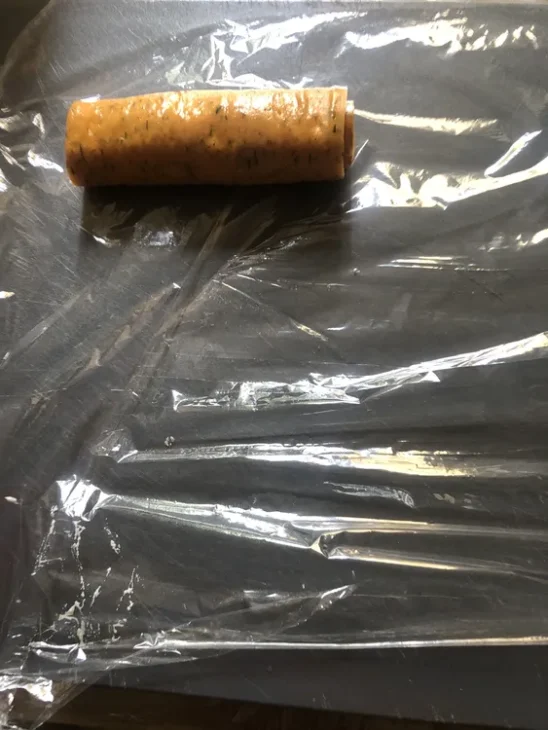 Rouleaux de « saumon » au raifort (vegan) 6 Rouleaux saumon vegan1
