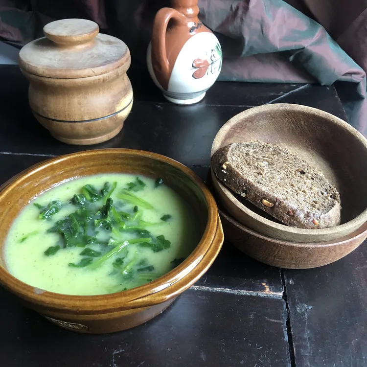 Soupe d’épinards, comme celle de Pierre Viret, mais sans poison! 2 Soupe d’épinards, comme celle de Pierre Viret, mais sans poison!